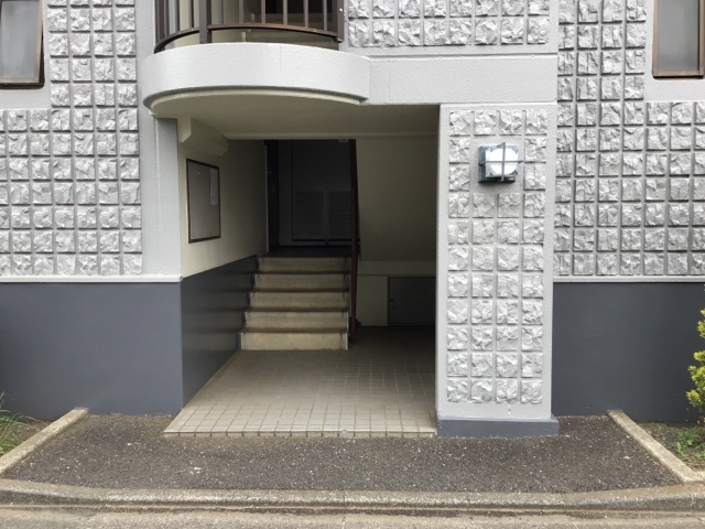 ルミエール山王Ａ エントランス