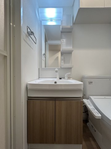ステラ平塚612号室 洗面