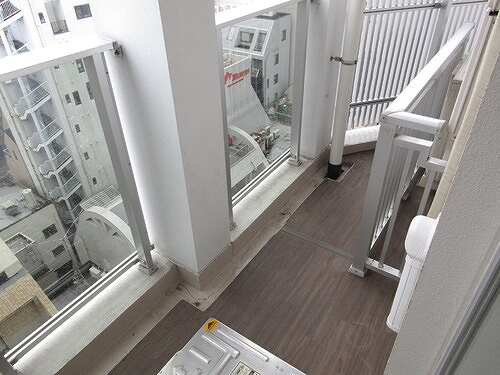 ライオンズ千代田岩本町ミレス バルコニー　※2023年2月撮影時