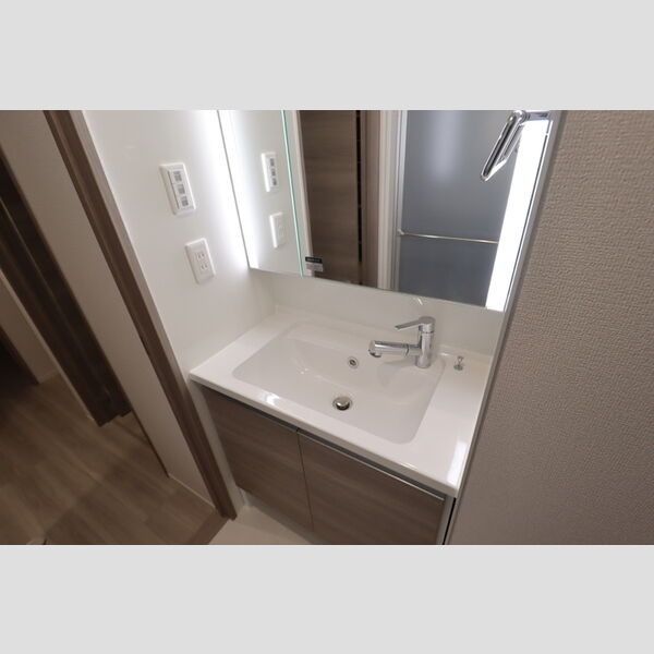 Resi NOIR(レジノワール) 洗髪洗面化粧台