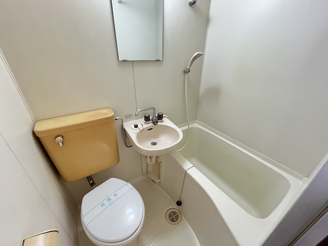 シェブロン第２ビル0202号室 お風呂