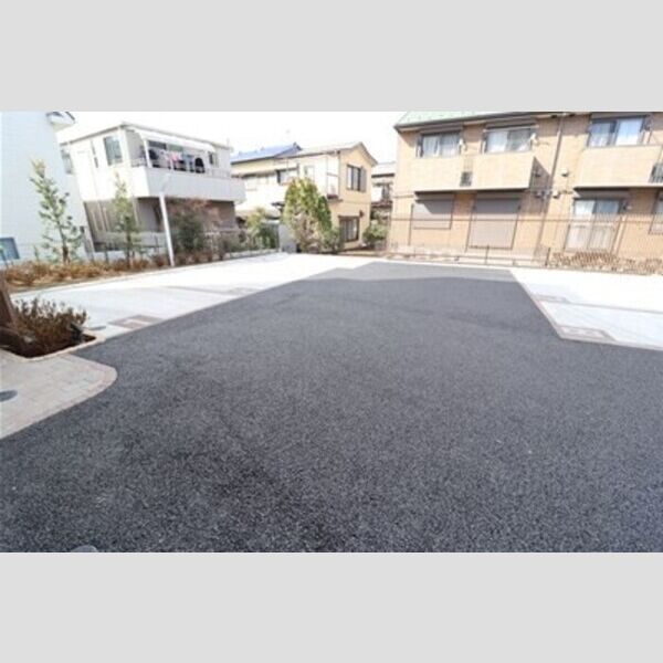 グリーンヴィラ　ピッケル 駐車場