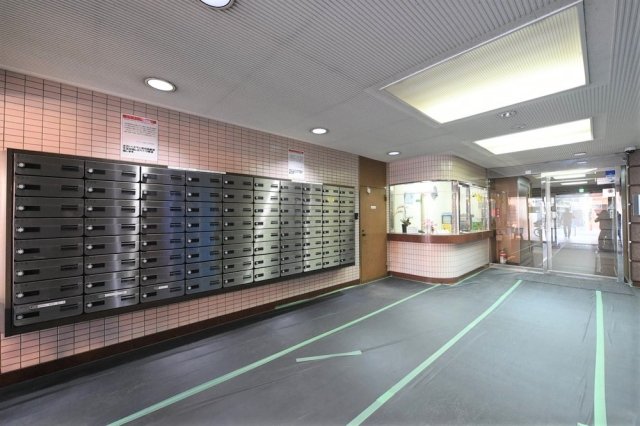 ロジマン武蔵小山 エントランス