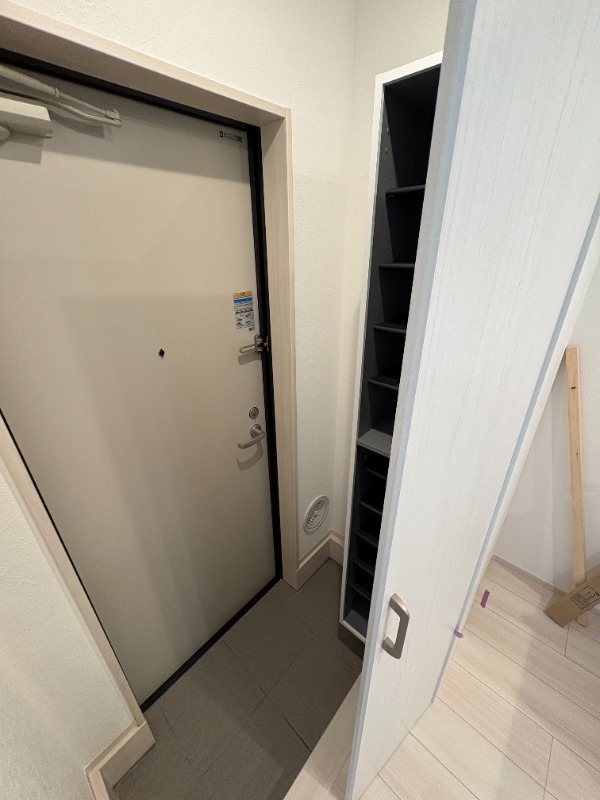 エトワールヴァリ　プレリュード1階 玄関