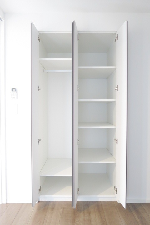 ロイジェント志村坂上7階 同建物別部屋の参考画像