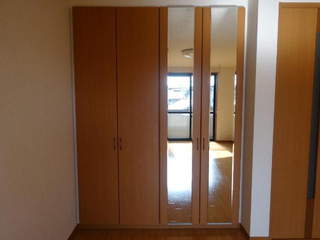 エトワール クローゼット（鏡付）