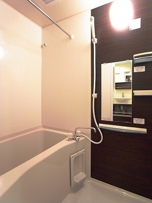 リブリ・Pine House2階 お風呂