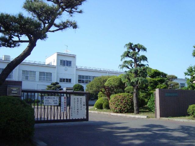 ポムクロシェット 平塚市立大野中学校まで1,307ｍ