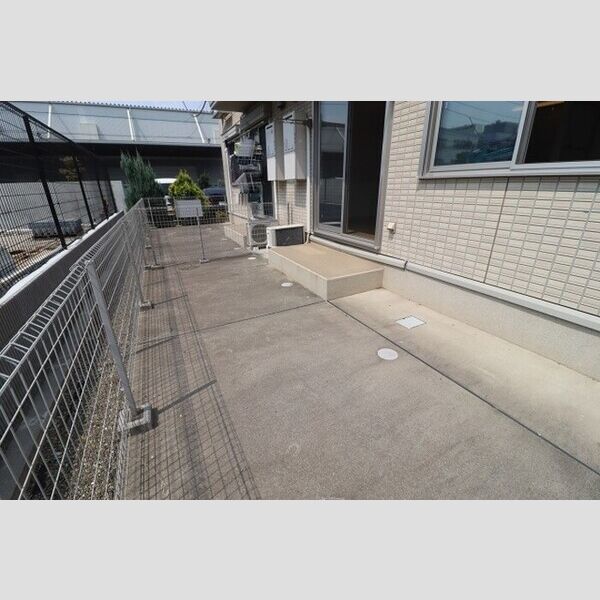 サンハイムふじ　B棟102号室 専用庭