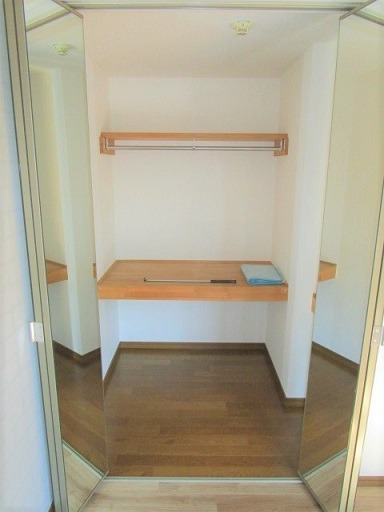 デルニエワコーII 収納