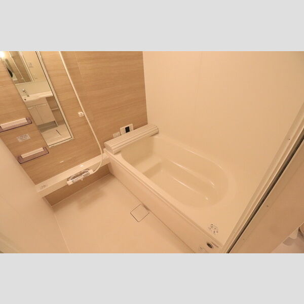 Regulus (レグルス)　B棟202号室 バス(一坪風呂9