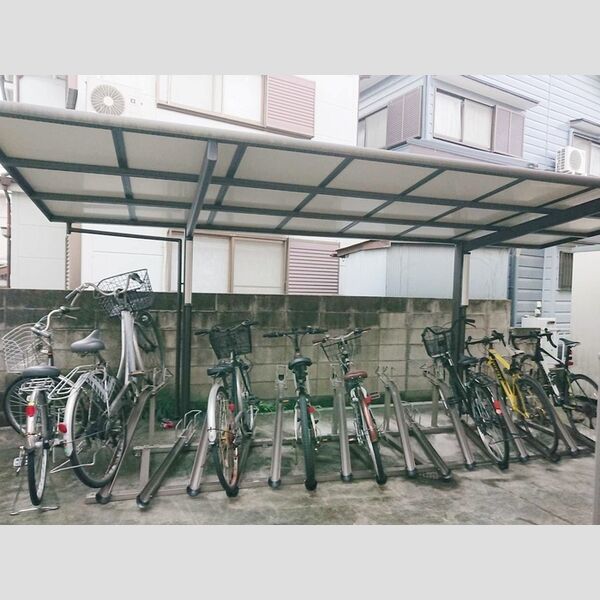 ソレイユ 駐輪場