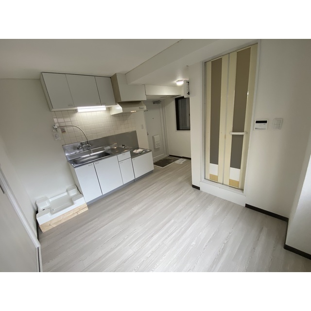 タウンハイツ七島 内観