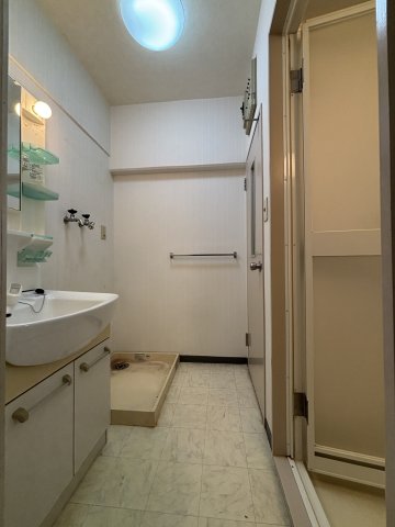 コープ木場 内観