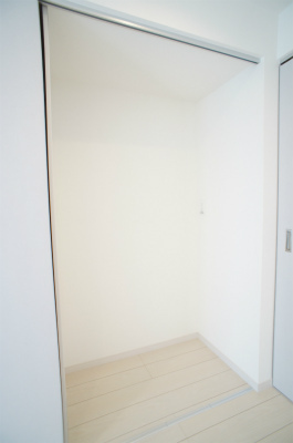 リブリ・シャトー・デ・ザール Ⅴ3階 収納