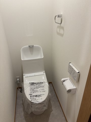 Ｆｌａｔ八千代村上0203号室 トイレ