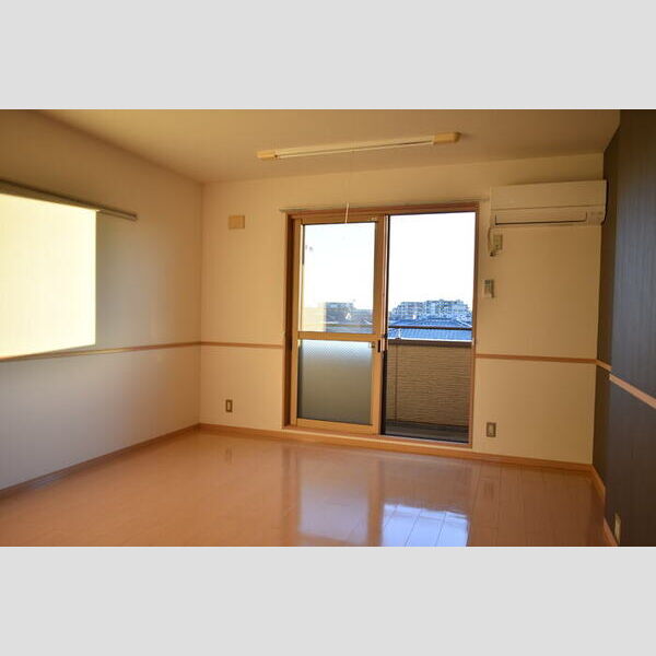 I.ヴィレッジ堀崎306号室 洋室