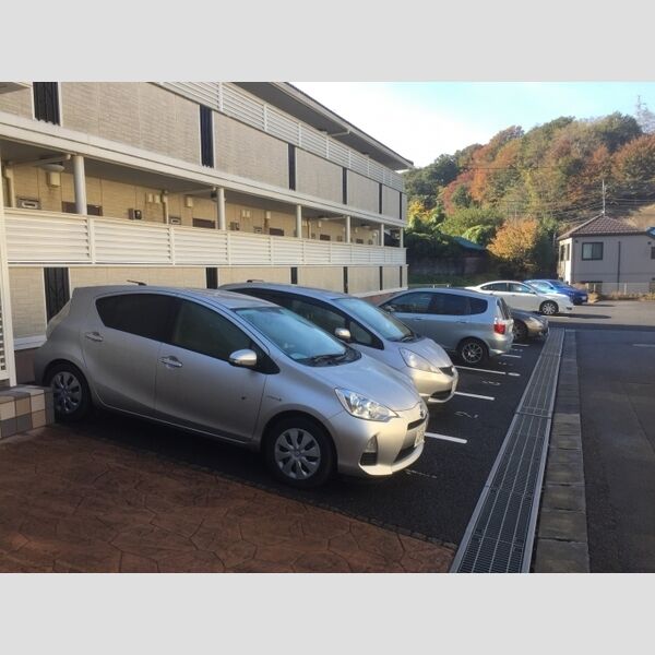 オランジュ 駐車場