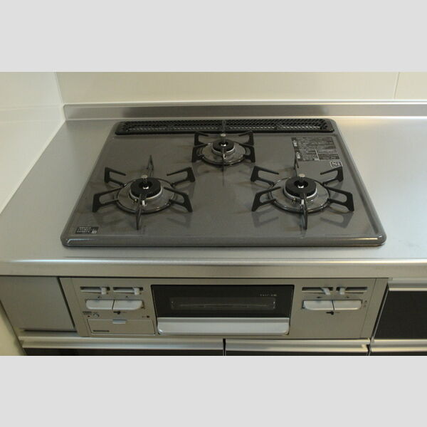 桜DKハイム 301号室　キッチンコンロ