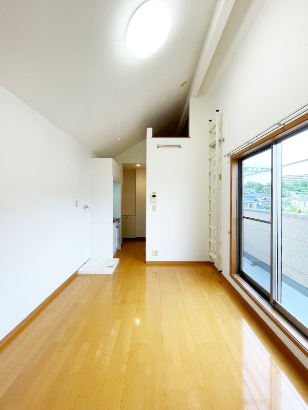 カーサ・エスペシア2階 別部屋参照