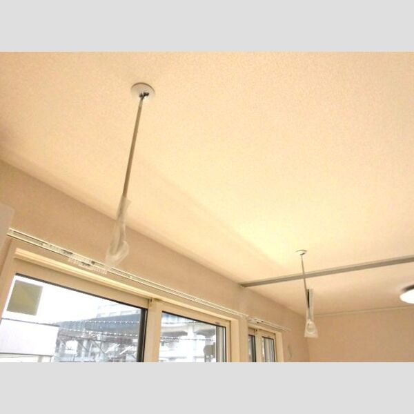 ジョーヌエトワール202号室 室内物干し