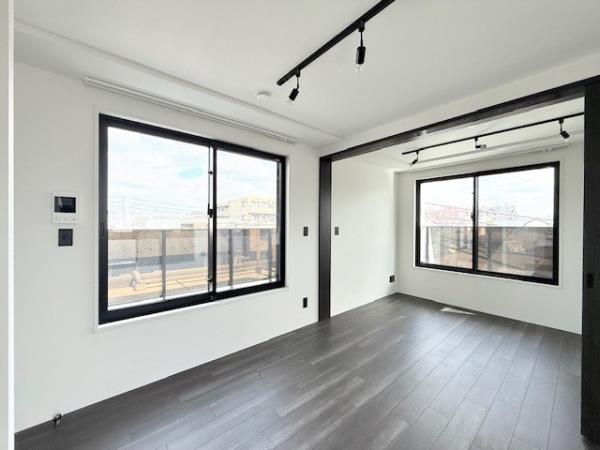 ＡＬＥＲＯ新中野ＩＩ4階 リビング