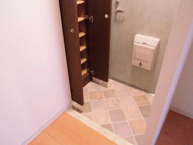 コンブリオ柏 玄関