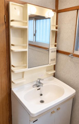 船橋市松が丘戸建て 独立洗面台