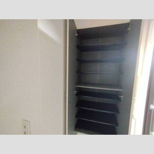 アヴァンス北烏山210号室 シューズボックス