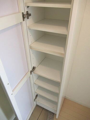 スタジオスクエア住吉3階 下駄箱　※同タイプ別部屋前回募集時2023.6撮影