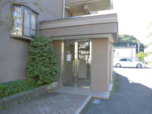 クイーンベル0406号室 エントランス