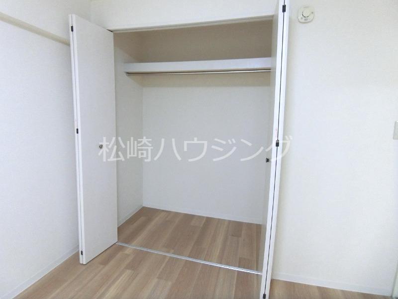 第三さかえビル1階 収納