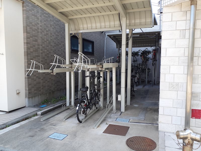 ザ・パーククロス藤沢13階 駐輪場