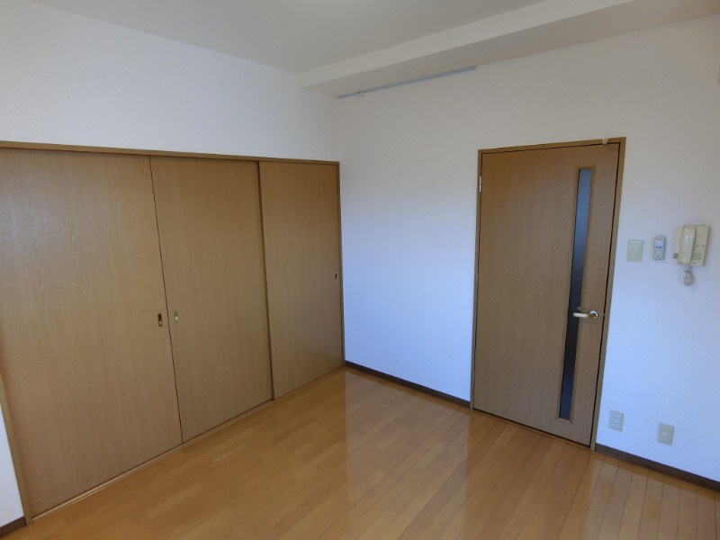 プリオール・オオフチ6階 居室