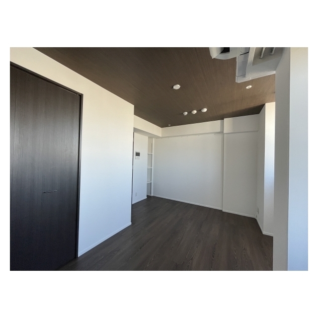 GRAN PASEO 市谷甲良町1102号室 リビング