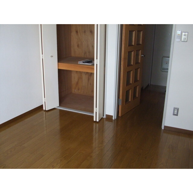 コーポアゼリア リビング