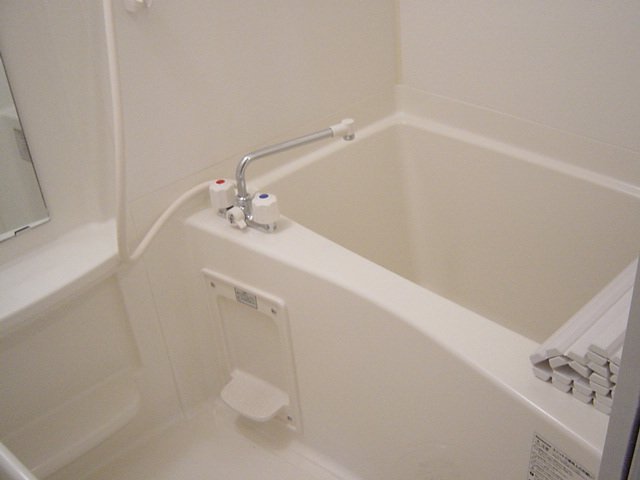 ポスト・マローネ00605号室 バス