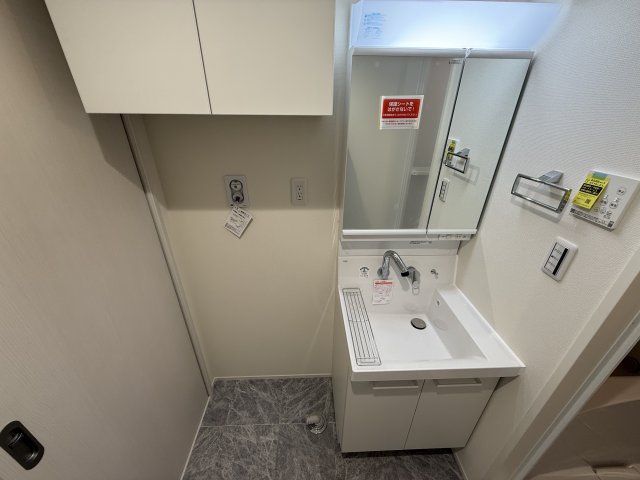 Ｍｉｌｅｓｔｏｎｅ　Ｓａｓａｚｕｋａ0301号室 洗面