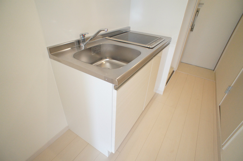 リブリ・踊場1階 キッチン