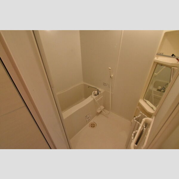 メルヴェール Ⅱ105号室 浴室