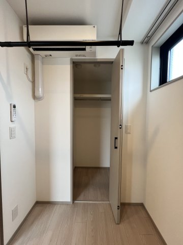 GRAN PASEO 鷺ノ宮205号室 収納