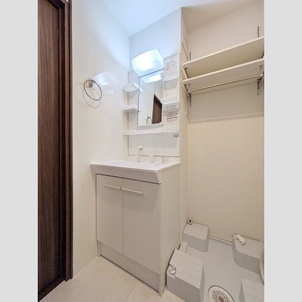 グラナーデ扇Ⅰ　A302号室 洗面
