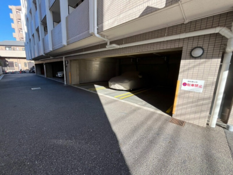 コスモ横浜保土ヶ谷 駐車場