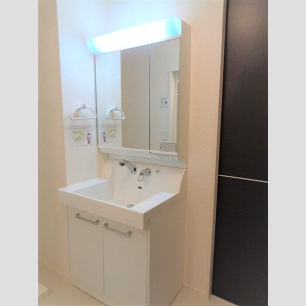 コンフォール大田中央 洗髪洗面化粧台