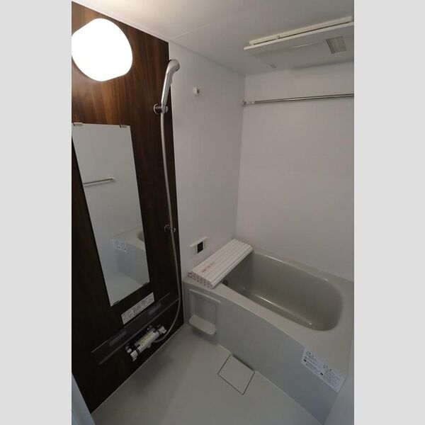 カーサ　フィオーレ小竹町201号室 追焚・浴室換気乾燥機付バスルーム