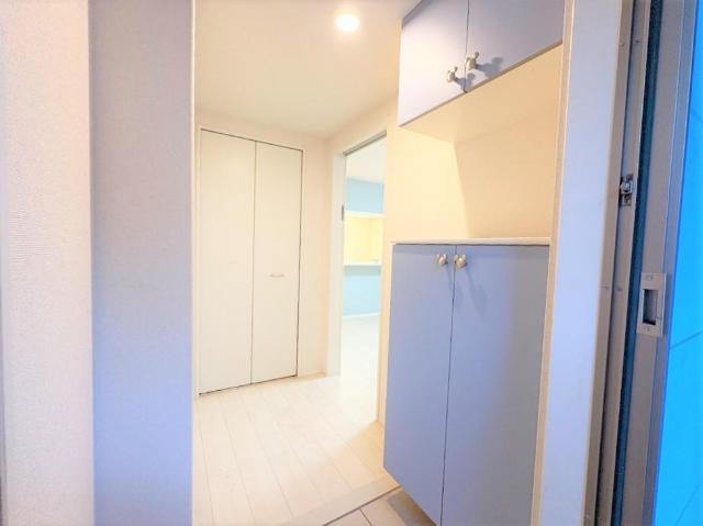 スカイハイ・ウィッシュ105号室 玄関