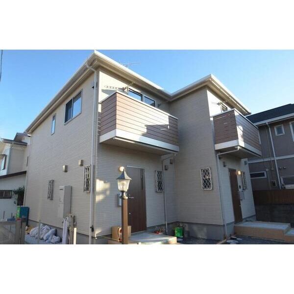 Casa　CharisseB号室 外観