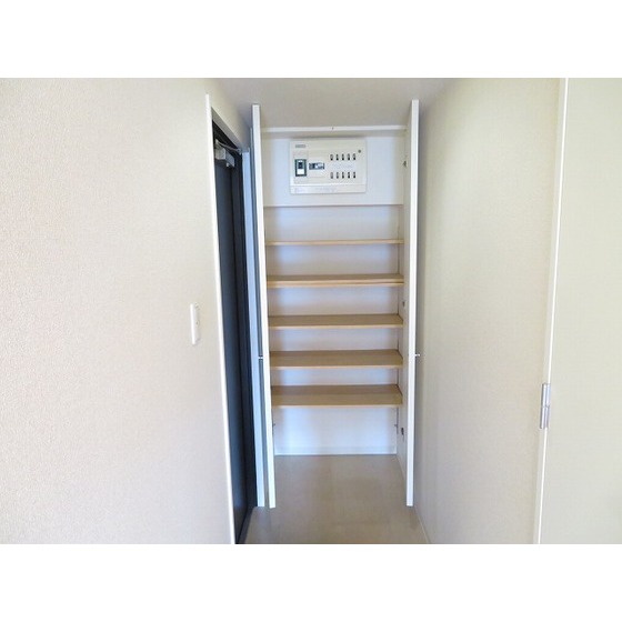 トリニティコート シューズボックス