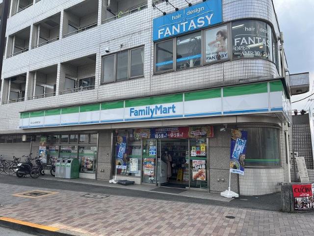 サクラーレ ファミリーマート中野玉川上水店まで48ｍ