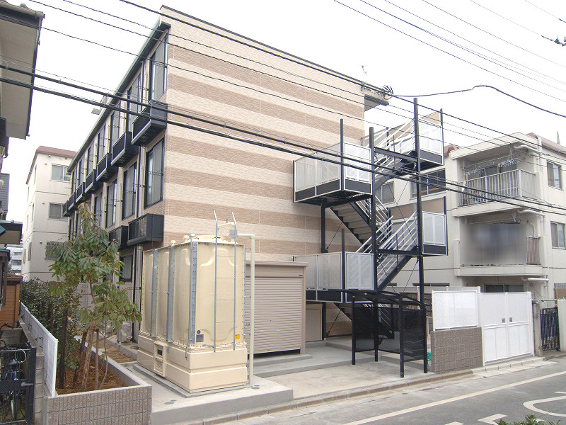 レオパレスレガーロの外観画像